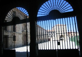 a právě tam mají zavřeno. Inu, siesta...