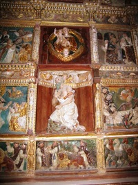 s interiérem opředeným tajemnými pověstmi