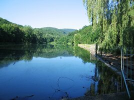 Ráno jsme vyrazili podél jasovského rybníka