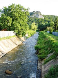 Nakonec jsme sešli až pod Jasovské jeskyně