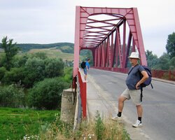 a řeku Bodrog jsme přešli po mostě ve Strede/Bodrogom