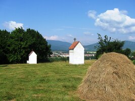 a tady dvě z dvaceti zastavení křížové cesty