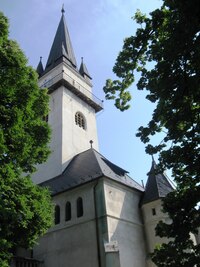 Tady už jsme zase v Nitrianském Pravnu