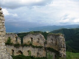 Ale i ruiny mají svojí krásu