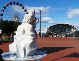 díkůvzdání námořníků, kteří přežili zkázu lodi