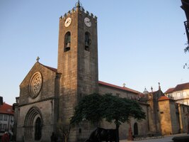 a ranně gotická pýcha města Igreja de Matriz