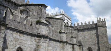 Panorama románské hmoty je úchvatné