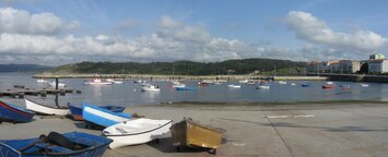 Mezitím se přístav v Muxia začal hemžit rybáři