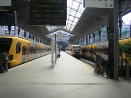 Při návratu domů míříme ještě na nádraží San Bento,