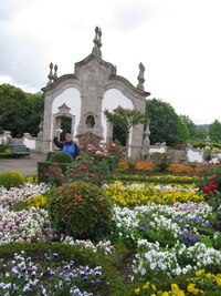 v nádherných zahradách jeho centra