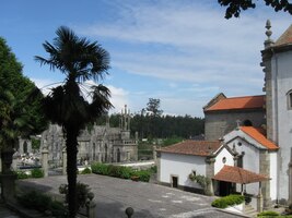 Přivedly nás ke klášteru u vsi Vairao