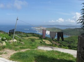 Pak už ale stoupáme vsí Lourido