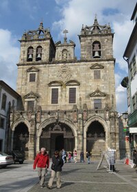 která je součástí místní rozlehlé pěší zóny