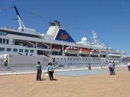 Velké lodě se chystají na daleké cesty