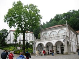 po bok Fátimy, Lurd, Santiaga de Compostela, Medžugoria či Říma