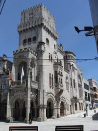 a tak jsme došli až k místní novorománské radnici