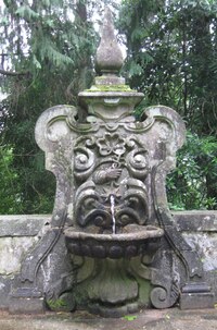 kolem neobvyklých kašen