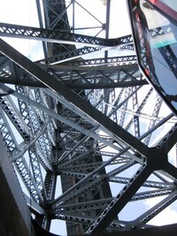 Že si s ním ale dal pan Eiffel práci !?