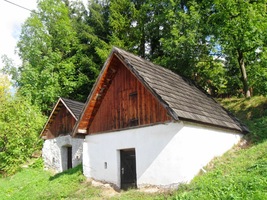 a pivnice. Na čo? Vraj na zemiaky!-