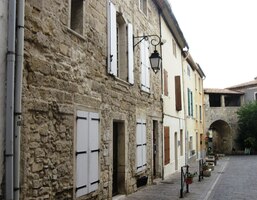 Ráno vyrážíme historickou městskou branou