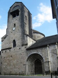 a sousední klášterní kostel sv.Kříže