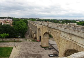 14 km dlouhá důmyslná stavba