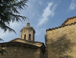 Tady, ve spojnici čtyř poutních cest většina poutníků svou pouť začíná,