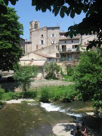 a je tu cítit islámský vliv