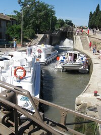 jde o celý systém vodních komor,