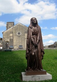 Zde s postavou truchlící Bohorodičky