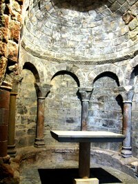 Odpočívá tu i náš starý známý - Ramiro I