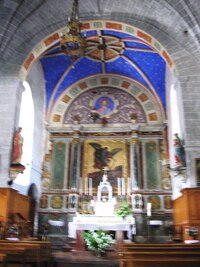 s veselým interiérem