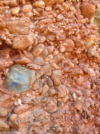 se zajímavou strukturou horniny