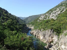 Šluchta je to výhružná, ale krásná