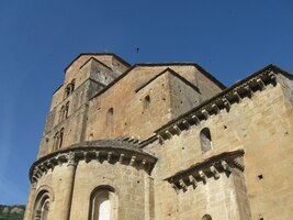 v městečku Santa Cruz de la Séros