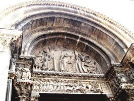 a šokuje svým filigránstvím