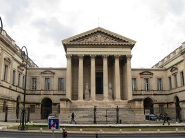 Honosný Justiční palác
