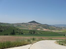 Od strážní věže ve vsi Olcon