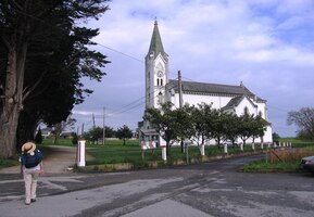 Kostel,ve vsi Santiago (ale ještě ne Compostela)