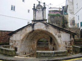 Kašna k mytí nohou poutníků