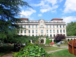 Univerzitní budovy z počátku 20.století