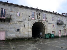 Touhle vstupní branou