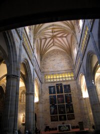 Toto je ale už loď chrámu San Antón