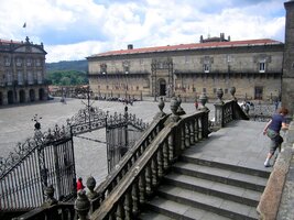 Ta budova je Hospital de los Reyes - historický hotel a SANOPS prominentních poutníků