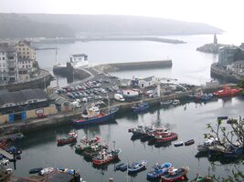 Pohled na Luarcu před lijavcem