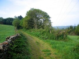 Jedna z obyčejných cest, tahle je za Abadinem