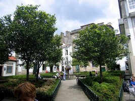 a náměstí Plaza de Fonseca - tady se v létě koncertuje