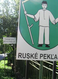 i obcemi podivných jmen