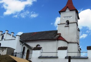 Skončili jsme u piva v obci Kanaš