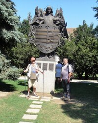 Tady i s anděly v popředí